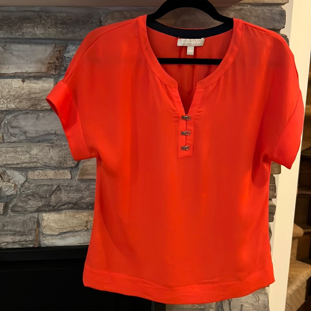 Banana Republic size small